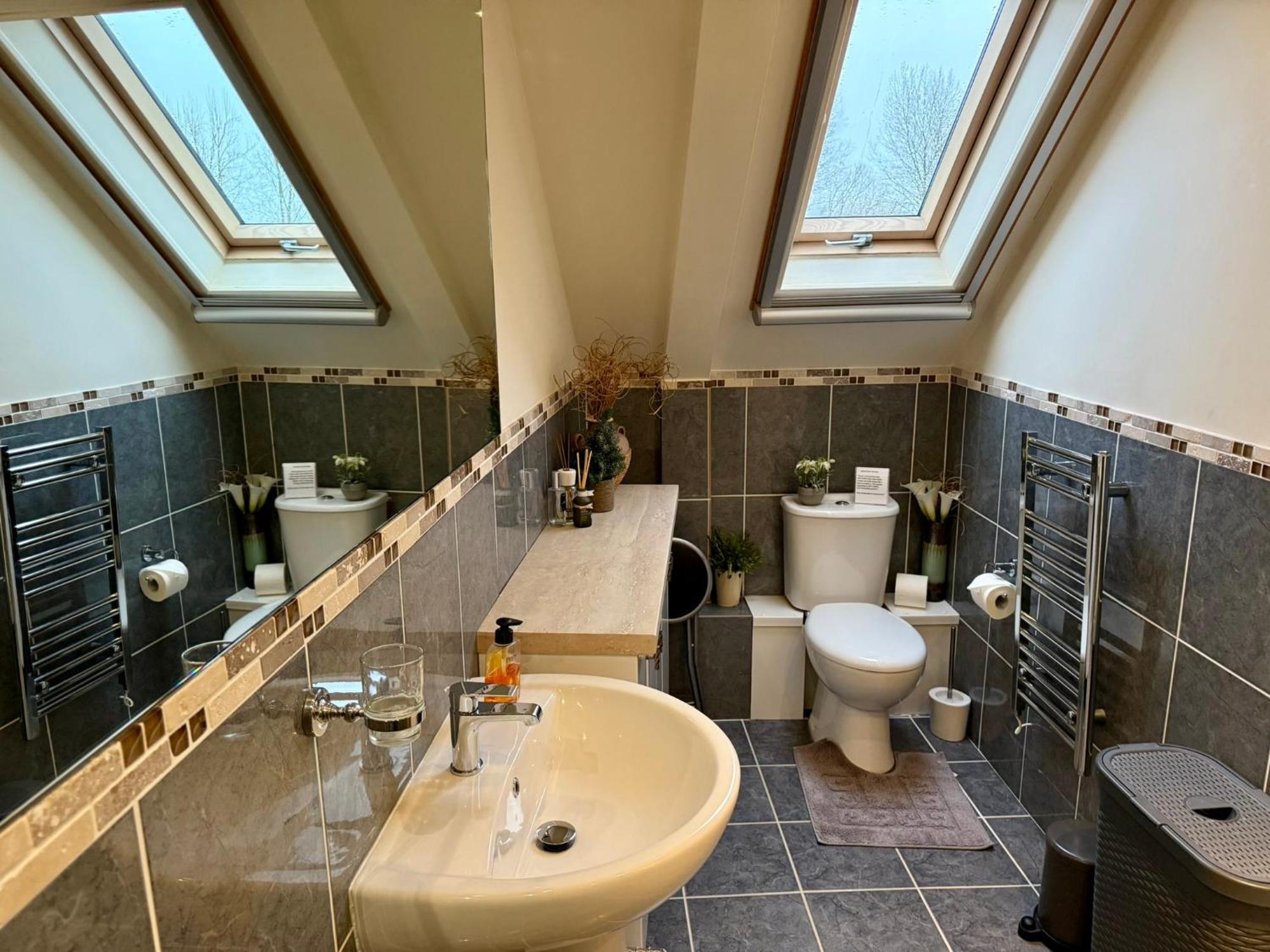Luxury Kingfisher Lodge, Isis Lake, Within The Cotswold Waterpark Cirencester Buitenkant foto