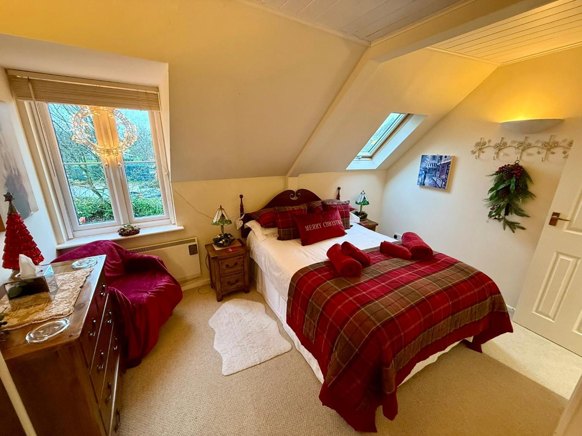 Luxury Kingfisher Lodge, Isis Lake, Within The Cotswold Waterpark Cirencester Buitenkant foto
