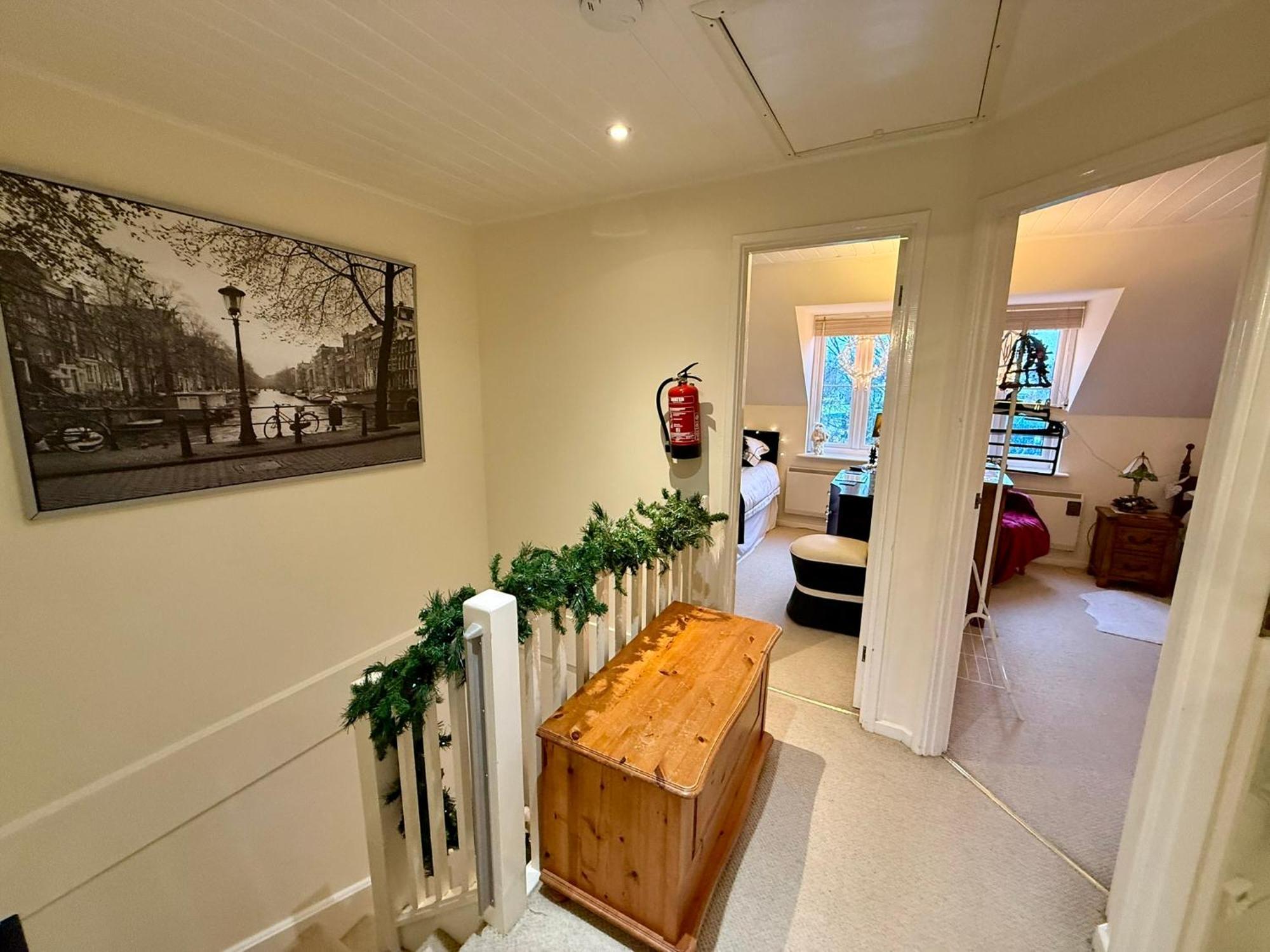 Luxury Kingfisher Lodge, Isis Lake, Within The Cotswold Waterpark Cirencester Buitenkant foto